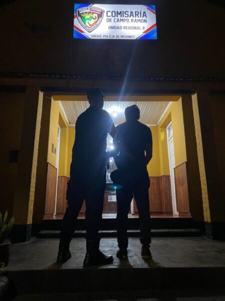 Campo Ramón: prendió fuego la casa de un vecino y terminó detenido Campo Ramón: prendió fuego la casa de un vecino y terminó detenido imagen-67