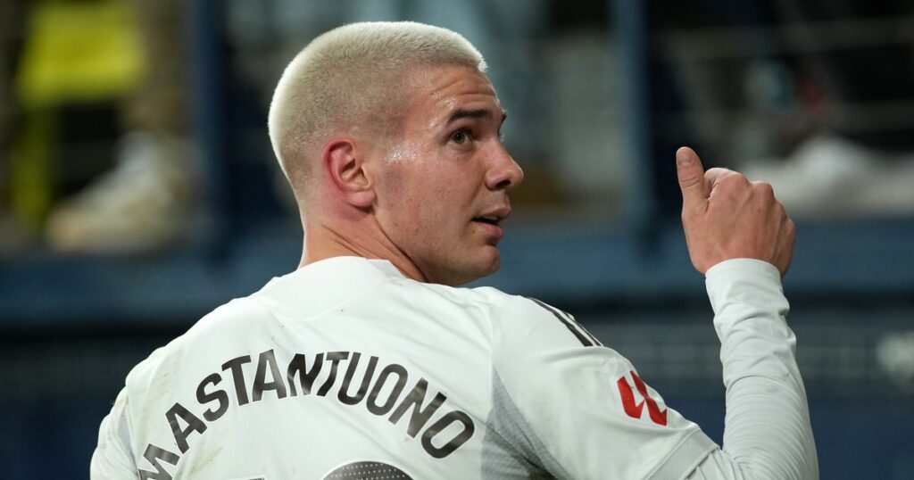 Con Mastantuono de titular, el Real Madrid busca un triunfo ante Rayo Vallecano para no alejarse del Barcelona imagen-5