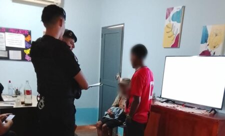 Un adulto mayor fue asistido por la Policía en Santa Ana tras ser hallado desorientado en inmediaciones de la Ruta Nacional 12 imagen-19