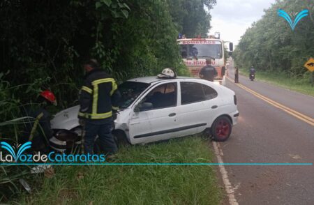 Encuentran un vehículo abandonado y buscan al conductor imagen-71