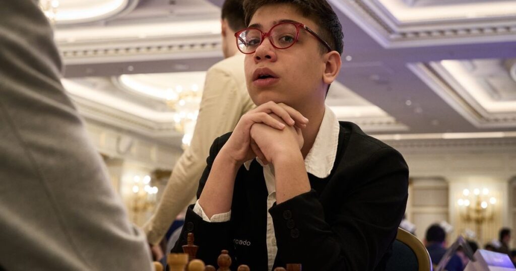 Faustino Oro arrancó con triunfo en el Abierto Aeroflot y va por el récord de Gran Maestro más joven de la historia Faustino Oro arrancó con triunfo en el Abierto Aeroflot y va por el récord de Gran Maestro más joven de la historia imagen-5