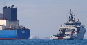 Rusia eleva la tensión y amenaza con responder con su poder naval si continúan las incautaciones de petroleros vinculados con el Kremlin Rusia eleva la tensión y amenaza con responder con su poder naval si continúan las incautaciones de petroleros vinculados con el Kremlin imagen-13