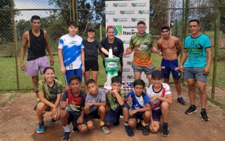Itacaruaré cierra las vacaciones de verano con actividades deportivas para todas las edades imagen-7