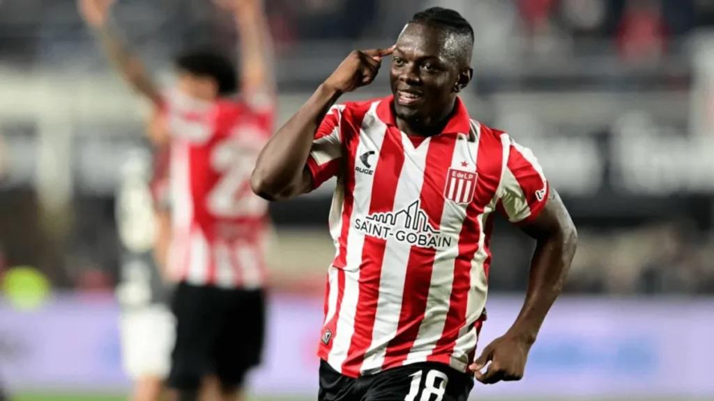 Boca ofertó por Cetré, avanzó con Estudiantes y está cerca de ser refuerzo - TyC Sports imagen-42