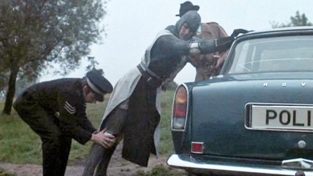 El final de la mejor película de los Monty Python no parece tener sentido, pero realmente tiene toda la lógica del mundo imagen-5