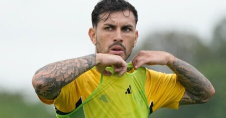 Paredes y la necesidad de un parate: podría ser baja ante Racing y la Copa Argentina imagen-14