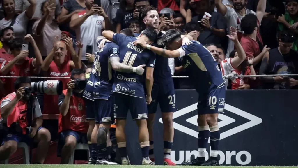 ◉ Argentinos Juniors vs. River, por el Torneo Apertura: seguilo EN VIVO - TyC Sports imagen-5