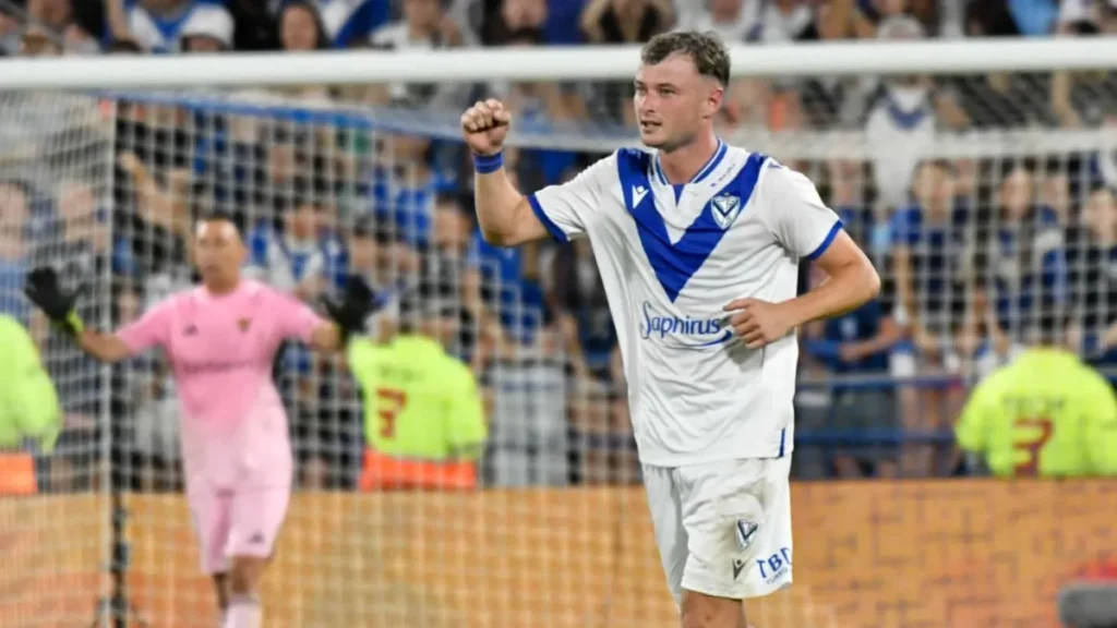 Vélez pegó en los momentos justos y le ganó a Boca por el Torneo Apertura: reviví lo mejor - TyC Sports imagen-4