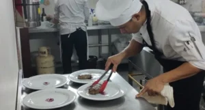 Iguazú: abren las inscripciones para capacitarse como ayudante de cocina, pastelería y mozos imagen-1