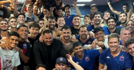 Qué dijo Diego Dabove sobre el gol del Pity Martínez a Racing imagen-7