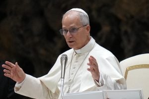 El papa León XIV instó a los sacerdotes a no usar inteligencia artificial para las homilías: “Nunca podrá transmitir la fe” El papa León XIV instó a los sacerdotes a no usar inteligencia artificial para las homilías: “Nunca podrá transmitir la fe” imagen-13
