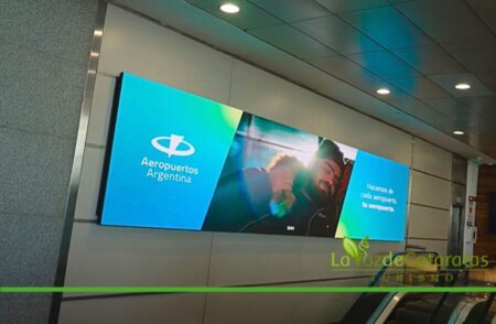 El aeropuerto de Iguazú suma cartelería digital LED de última generación imagen-68