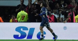 Video: el gol de Hernán López, el otro ex River que puso en ventaja a Argentinos imagen-2