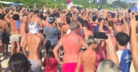 Banderazo y comunicado anti racismo de Lanús en la previa de la Recopa con Flamengo imagen-11