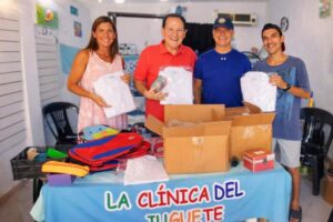 La Clínica del Juguete entregó más de 300 kits escolares en distintos barrios en el inicio del ciclo lectivo 2026 La Clínica del Juguete entregó más de 300 kits escolares en distintos barrios en el inicio del ciclo lectivo 2026 imagen-1