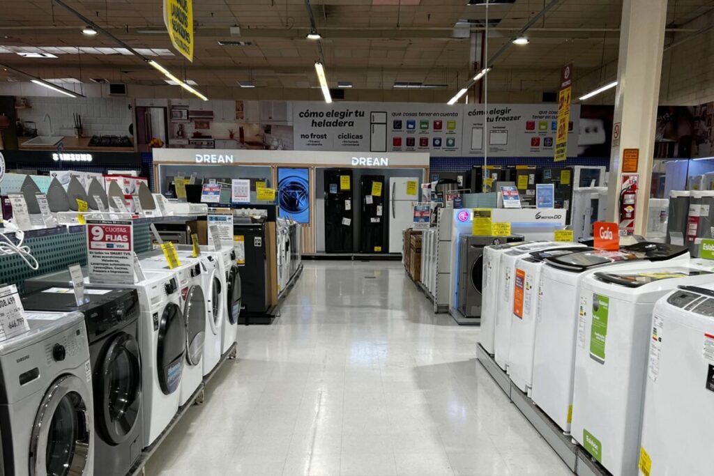 Casi la mitad de los que compran electrodomésticos en cuotas tiene problemas para pagar imagen-97