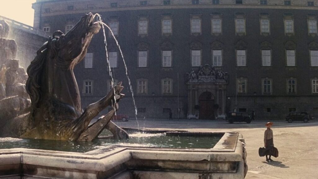 Hace 60 años esta película arrasó históricamente en cines, aunque pocos recuerdan que se basa en un hecho real: su protagonista hace un cameo que te perderás si parpadeas imagen-4