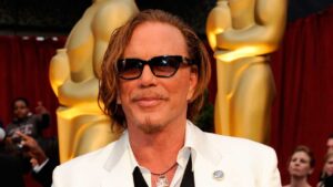 Hace 17 años Mickey Rourke ya se olía que perdería el Oscar: "Votan personas de la industria del cine y en el pasado los he enfadado a todos" imagen-115