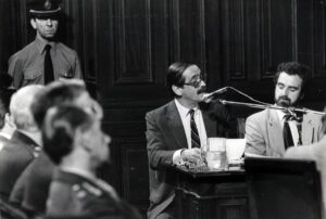 “Señores jueces, nunca más”: el discurso completo de Strassera en el juicio a las Juntas imagen-1