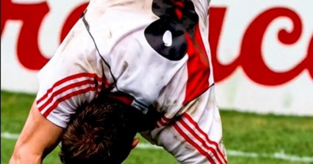 A horas de su debut como DT de River, se cumplen 24 años de un histórico gol de Coudet en la Bombonera A horas de su debut como DT de River, se cumplen 24 años de un histórico gol de Coudet en la Bombonera imagen-4