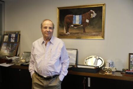 Del banco a las vacas: la reinvención de Luis Otero Monsegur, el empresario que le vende 6000 toneladas de carne a Noruega imagen-8