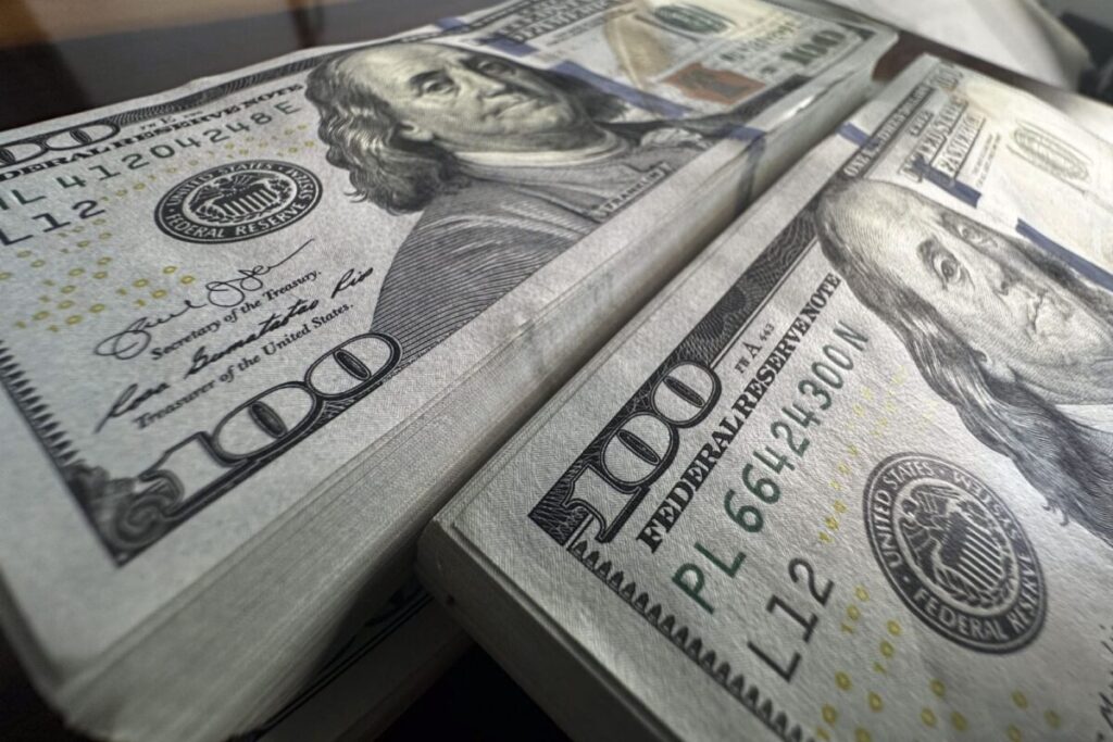 Dólar hoy, dólar blue hoy, precio en vivo: a cuánto cotiza este lunes 30 de marzo imagen-98