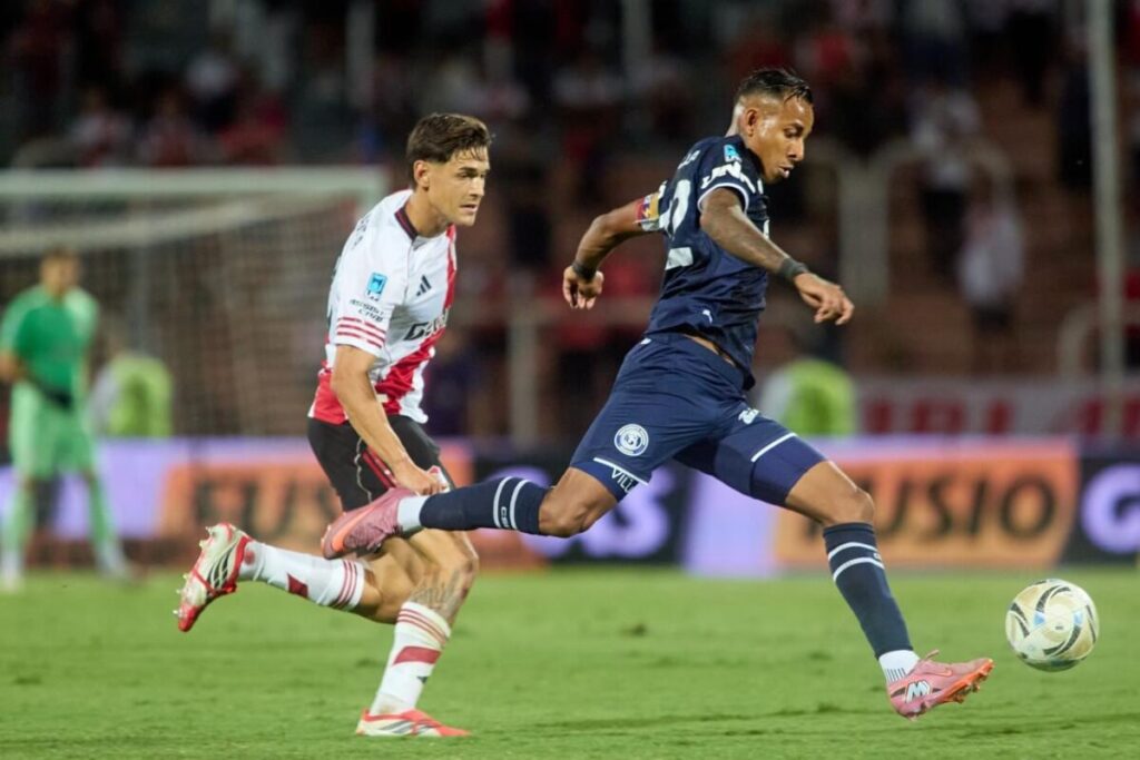 Qué dijo Sebastián Villa tras los rumores sobre un posible regreso a Boca imagen-96