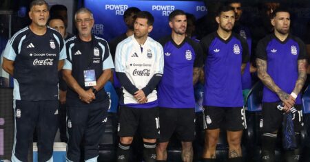 Por qué se encendieron las alarmas en Boca después de que Paredes no tuviera minutos ante Mauritania Por qué se encendieron las alarmas en Boca después de que Paredes no tuviera minutos ante Mauritania imagen-16