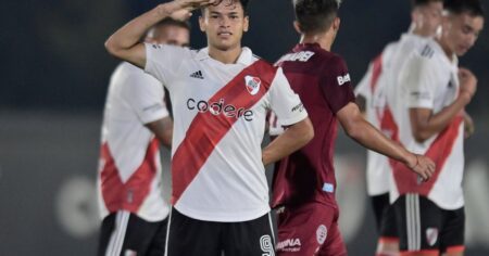 Finalizó su préstamo, no encontró club y es la sorpresa de la lista de la Reserva de River Finalizó su préstamo, no encontró club y es la sorpresa de la lista de la Reserva de River imagen-9