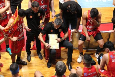 Tokio por la vuelta triunfal en su templo  imagen-47