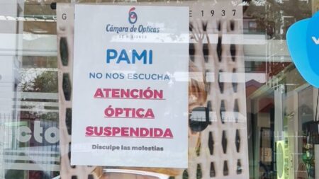 Ópticas misioneras suspenden servicios al PAMI por falta de pagos de Nación: “Ya no podemos aguantar” imagen-12