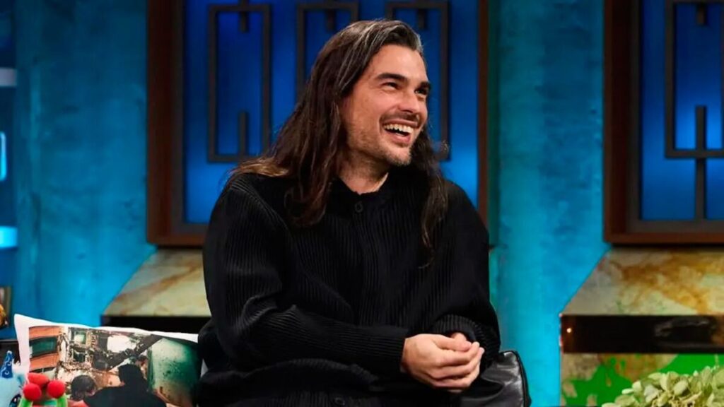 Oliver Laxe es un firme defensor de la experiencia en cines, pero también es humano: "Me cuesta ver las películas sin interrupción en mi ordenador" imagen-5