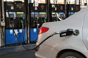 Combustibles: propietario de estaciones de servicio atribuyó la suba al monopolio de YPF y a los problemas de logística por la Guerra en Medio Oriente imagen-12