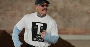 Invasión argentina en Milán: Moschino celebró al país y las celebridades brillaron en la Semana de la Moda imagen-2