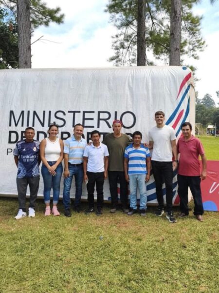 Encuentro Deportivo Provincial: el fútbol reunió a Comunidades Mbya Guaraní en Jardín América imagen-80