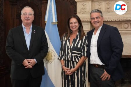 Passalacqua firmó con Nación un convenio para que Misiones comience a cobrar la deuda previsional Passalacqua firmó con Nación un convenio para que Misiones comience a cobrar la deuda previsional imagen-8