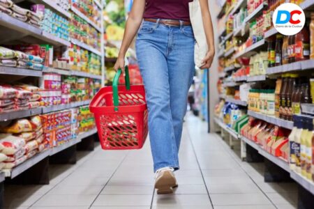 Tres meses de caída en el consumo agravan la fragilidad económica de los hogares argentinos imagen-126