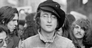 5 frases poco conocidas de John Lennon que hoy suenan más actuales que nunca: “El amor y la paz son eternos” imagen-3