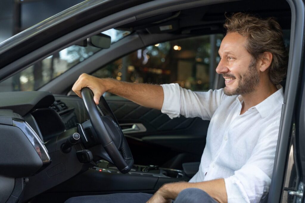 El día que Benjamín Vicuña compró un auto y lo vendió un mes después El día que Benjamín Vicuña compró un auto y lo vendió un mes después imagen-101