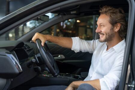El día que Benjamín Vicuña compró un auto y lo vendió un mes después imagen-10