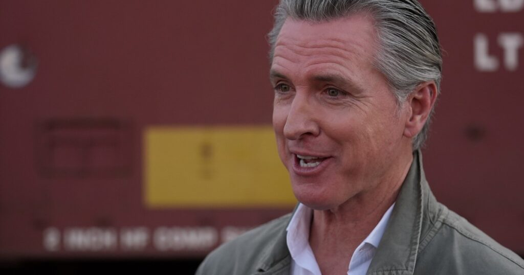 Buenas noticias para California: Gavin Newsom anuncia un presupuesto millonario para el “Fondo de emergencia” y realiza inversiones históricas en educación imagen-95