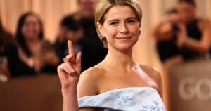 Quién es Jessie Buckley, la joven actriz irlandesa que gana todos los premios y se llevará el Oscar imagen-2