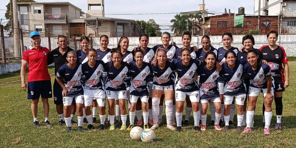 Guaraní Antonio Franco se consagró campeón de la Copa Nacional de Fútbol Femenino en Posadas imagen-4