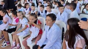 «Cada escuela que abre sus puertas, renueva el compromiso con la educación y el futuro de nuestros chicos», dijo Herrera Ahuad «Cada escuela que abre sus puertas, renueva el compromiso con la educación y el futuro de nuestros chicos», dijo Herrera Ahuad imagen-1