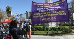 Reclamo salarial: docentes universitarios comienzan una semana de paro en todo el país imagen-2