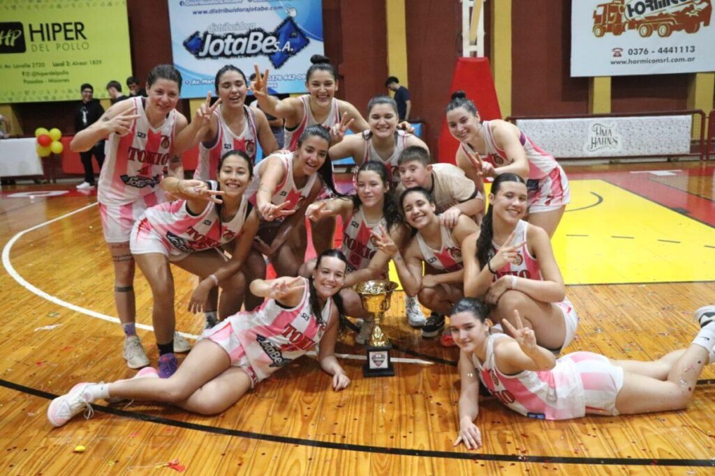 Vuelve la acción en el básquet femenino imagen-5