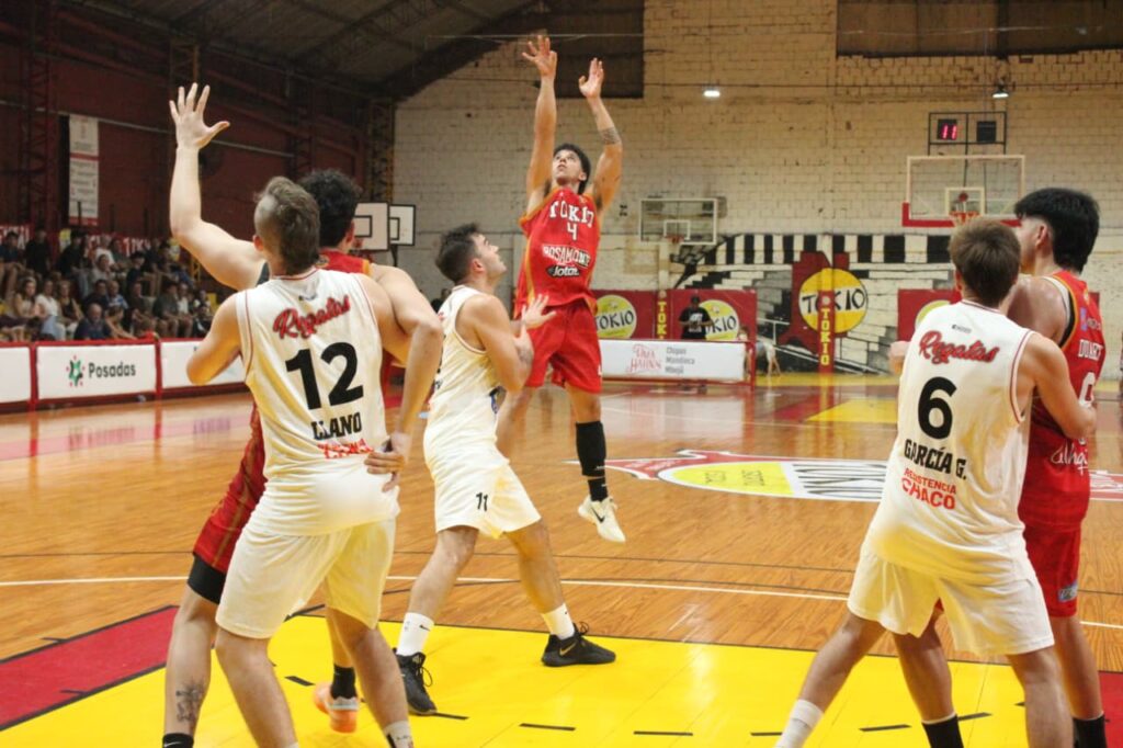 Tokio trabajó y ganó ante Regatas imagen-5