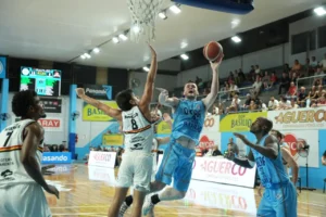 Regreso triunfal de OTC ante San Martín  imagen-2