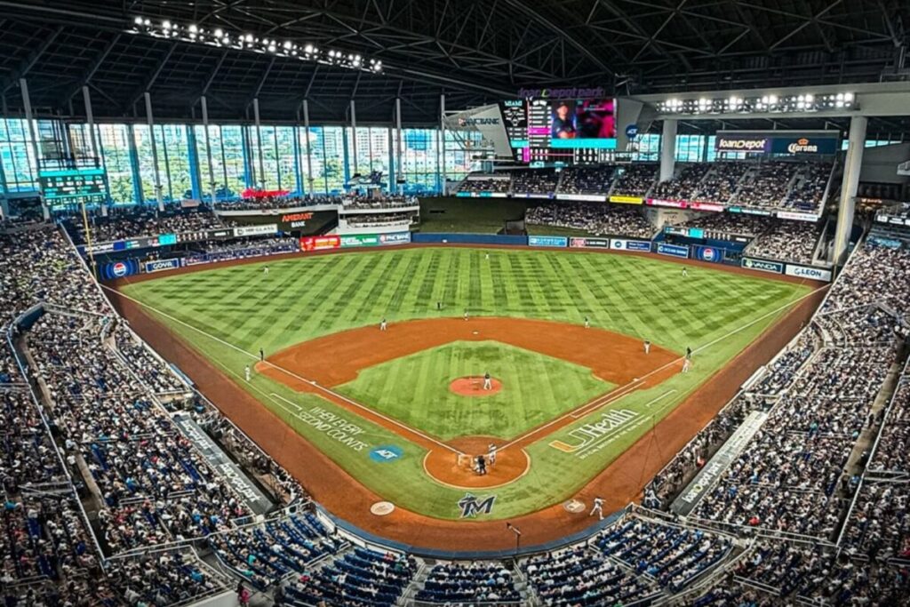 Cuál es el precio de las entradas para la final del Clásico Mundial de Béisbol 2026 en Miami Cuál es el precio de las entradas para la final del Clásico Mundial de Béisbol 2026 en Miami imagen-96