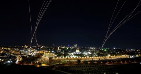 Estados Unidos e Israel atacan a Irán, EN VIVO: las Fuerzas de Defensa israelíes identificaron misiles iraníes lanzados hacia su territorio imagen-12